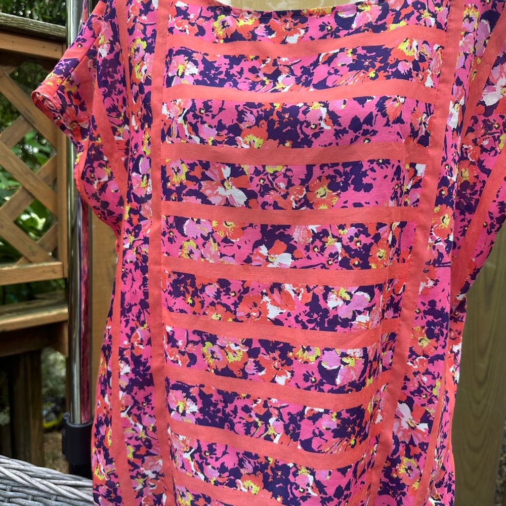 Bright pop of colors - square neck top -
